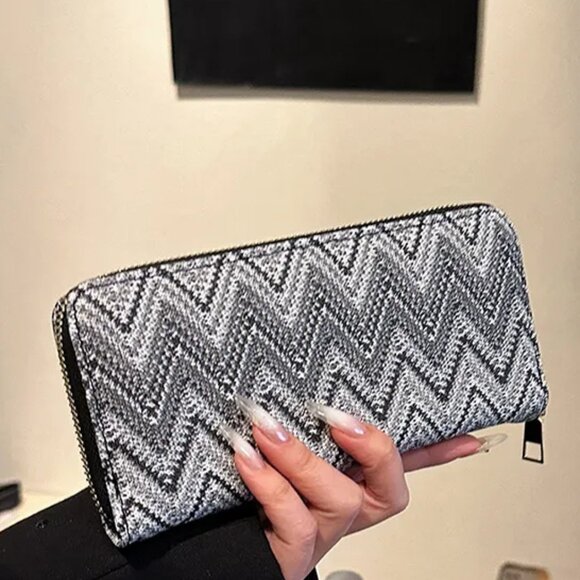 $10 ADD ON ITEM- Chevron Wallet Clutch Zipper Long Card Holder Black White Purse - Picture 8 of 8